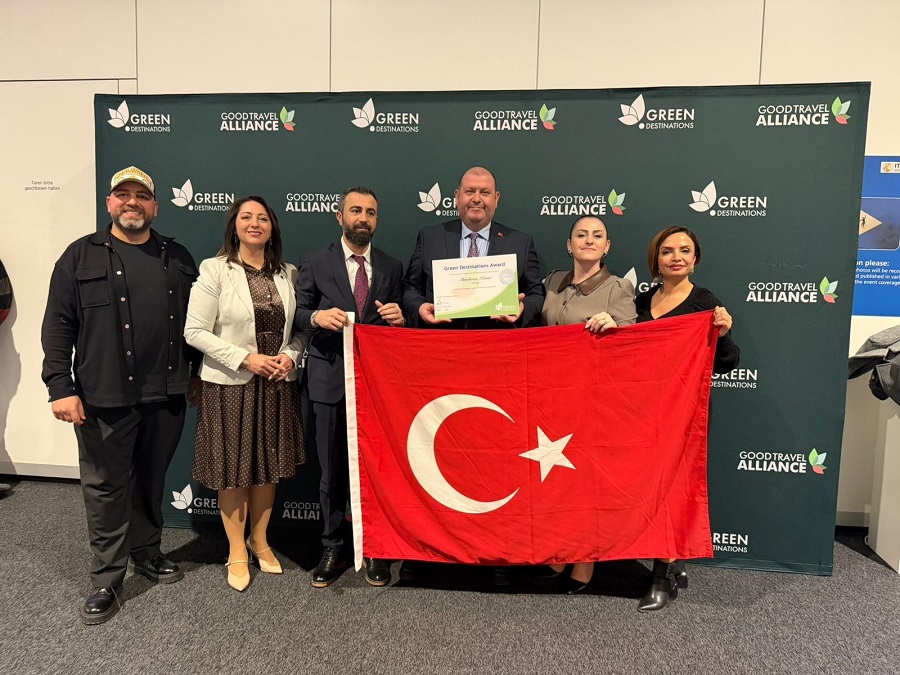 Menderes'in kaliteli turizmine dünyadan onay: Berlin'de 'gümüş gurur'