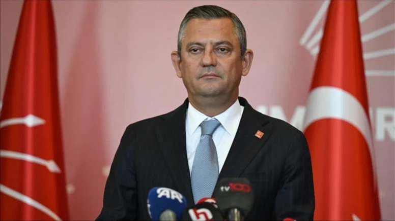 CHP Genel Başkanı Özgür Özel, partisinin politika kurulu başkanlarıyla yaptığı