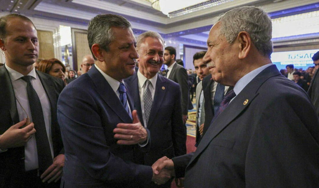 CHP Genel Başkanı Özgür Özel, eski TBMM Başkanı Bülent Arınç’ı