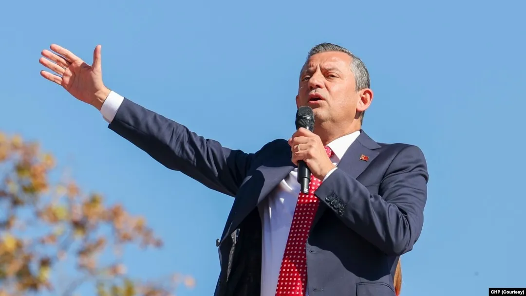 CHP Genel Başkanı Özgür Özel, Orta Doğu’daki savaşın etkisiyle rekor