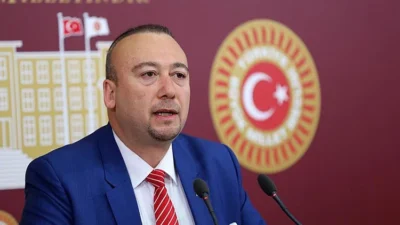 İstanbul merkezli yürütülen "rüşvet" operasyonu kapsamında gözaltına alınan CHP'li Uşak