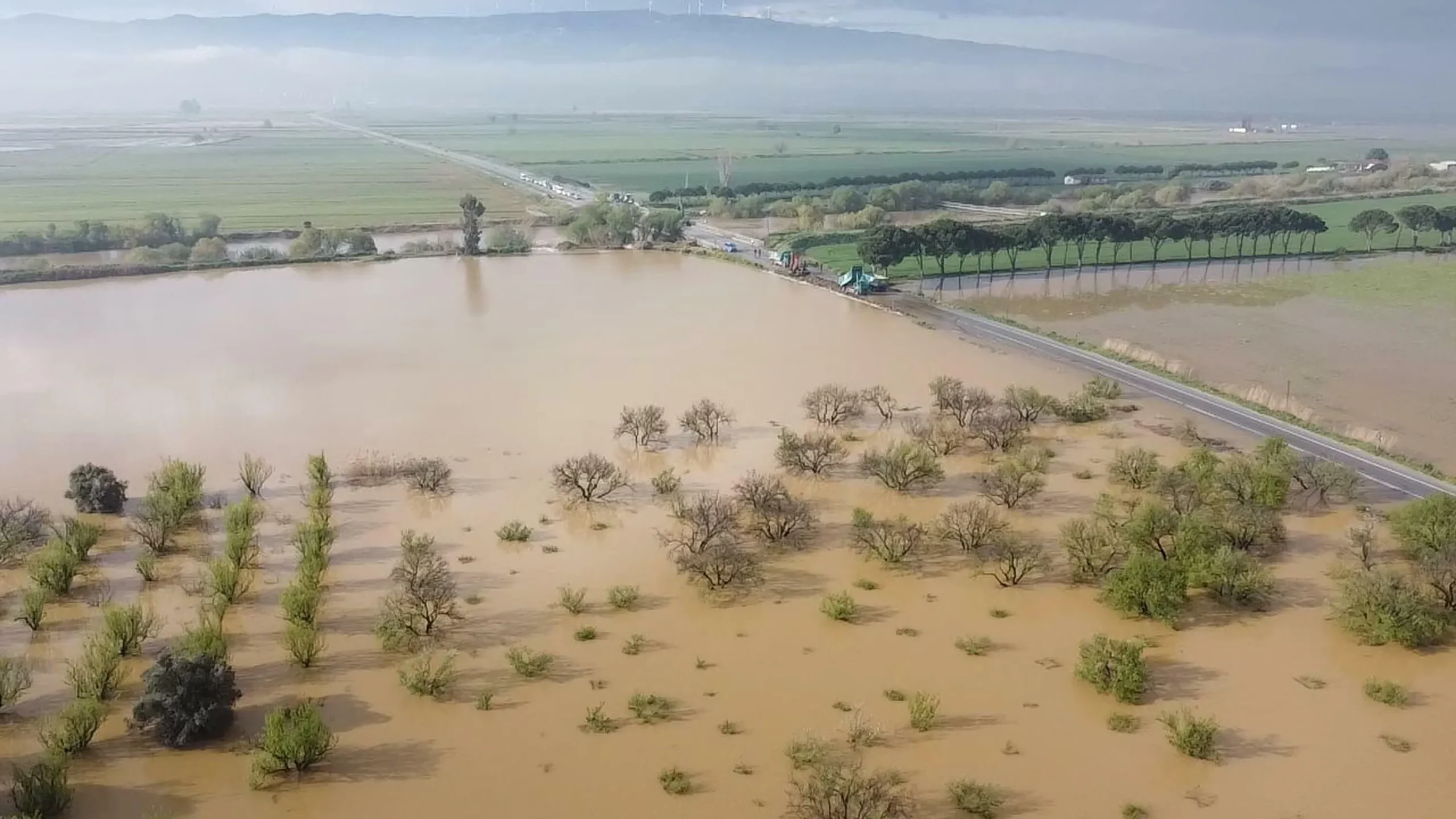 Aydın ve çevresindeki illerde son günlerde etkisini giderek artıran şiddetli