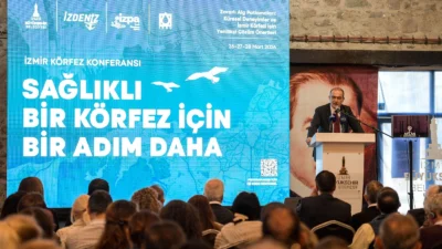 İzmir Büyükşehir Belediyesi’nin “Sağlıklı Körfez” hedefiyle Tarihi Havagazı Fabrikası’nda düzenlediği