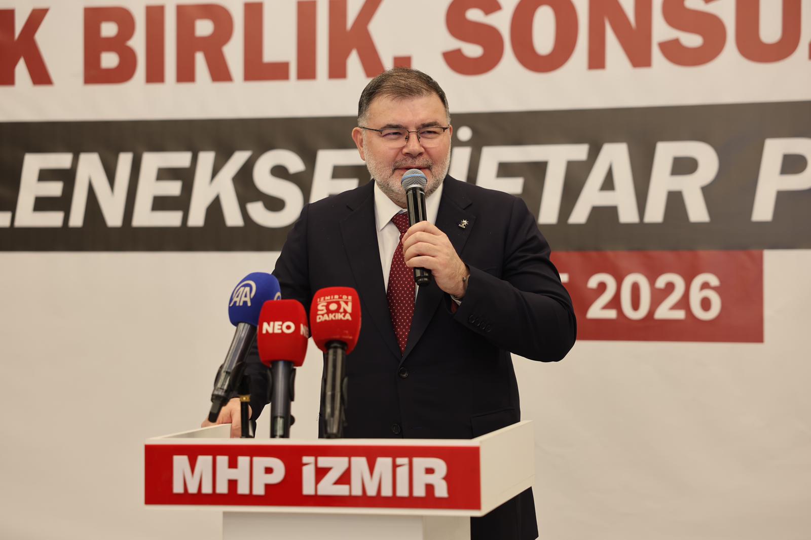 AK Parti İzmir İl Başkanı Saygılı, MHP iftarında konuştu: "Teslim etmeyeceğiz"