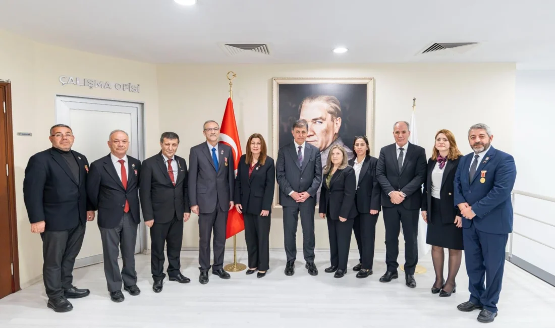İzmir Büyükşehir Belediye Başkanı Dr. Cemil Tugay, 18 Mart Şehitleri