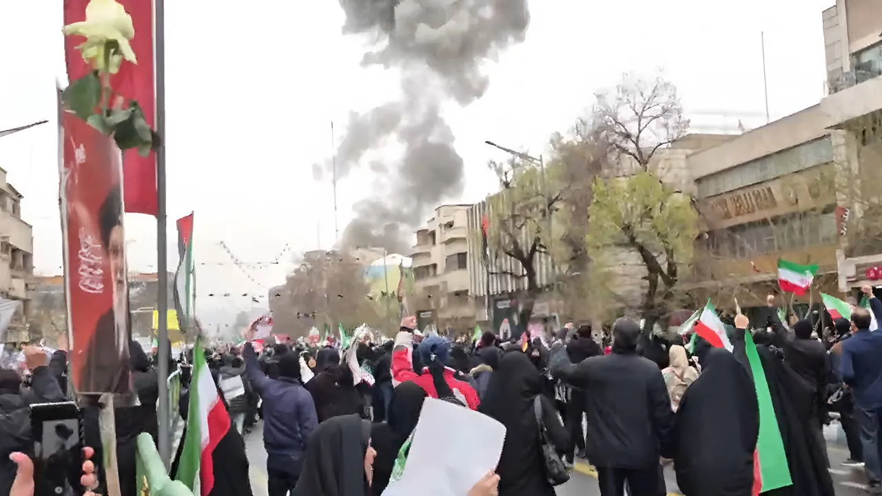 Tahran’da miting alanı kana bulandı