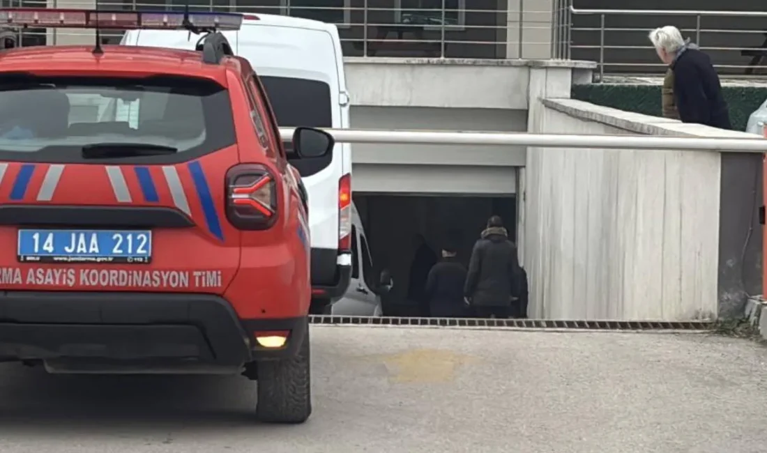 Gözaltına alınan Bolu Belediye Başkanı Tanju Özcan'ın da aralarında bulunduğu