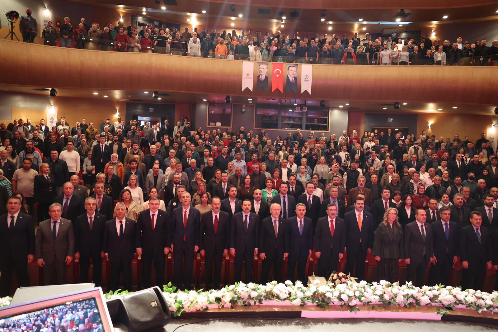 AK Partili Saygılı TOKİ kura çekiminde konuştu: 'Biz sözümüzün arkasındayız'