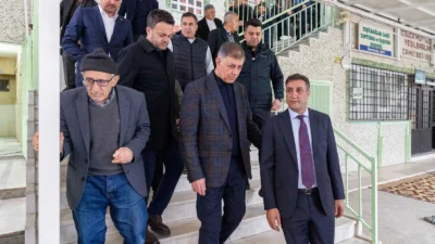 İzmir Büyükşehir Belediye Başkanı Dr. Cemil Tugay, Ramazan Bayramı’nı  Buca’da