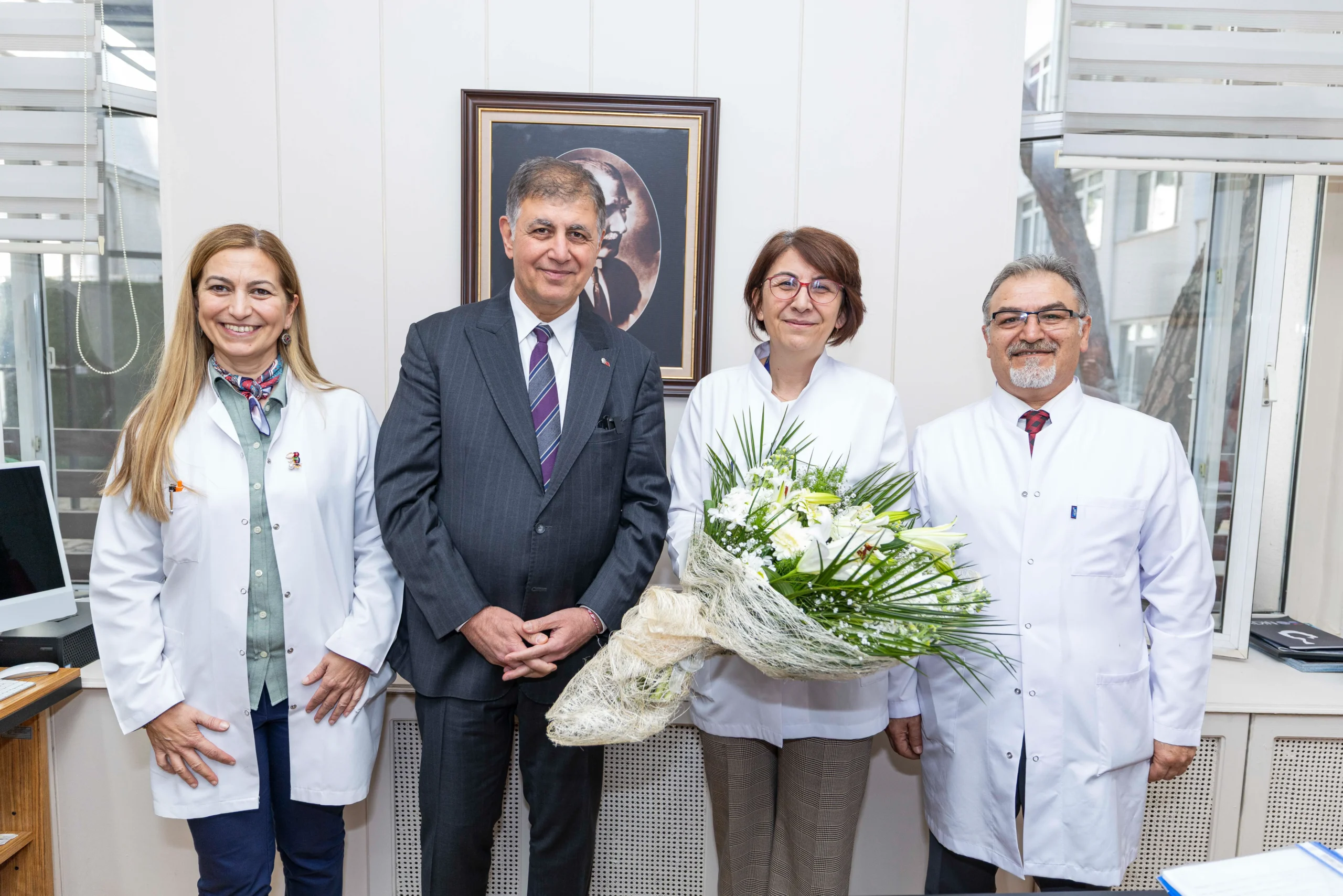 Başkan Tugay’dan Eşrefpaşa’da 'vefa' buluşması: “Bu mesleğin üyesi olmak bir onur"