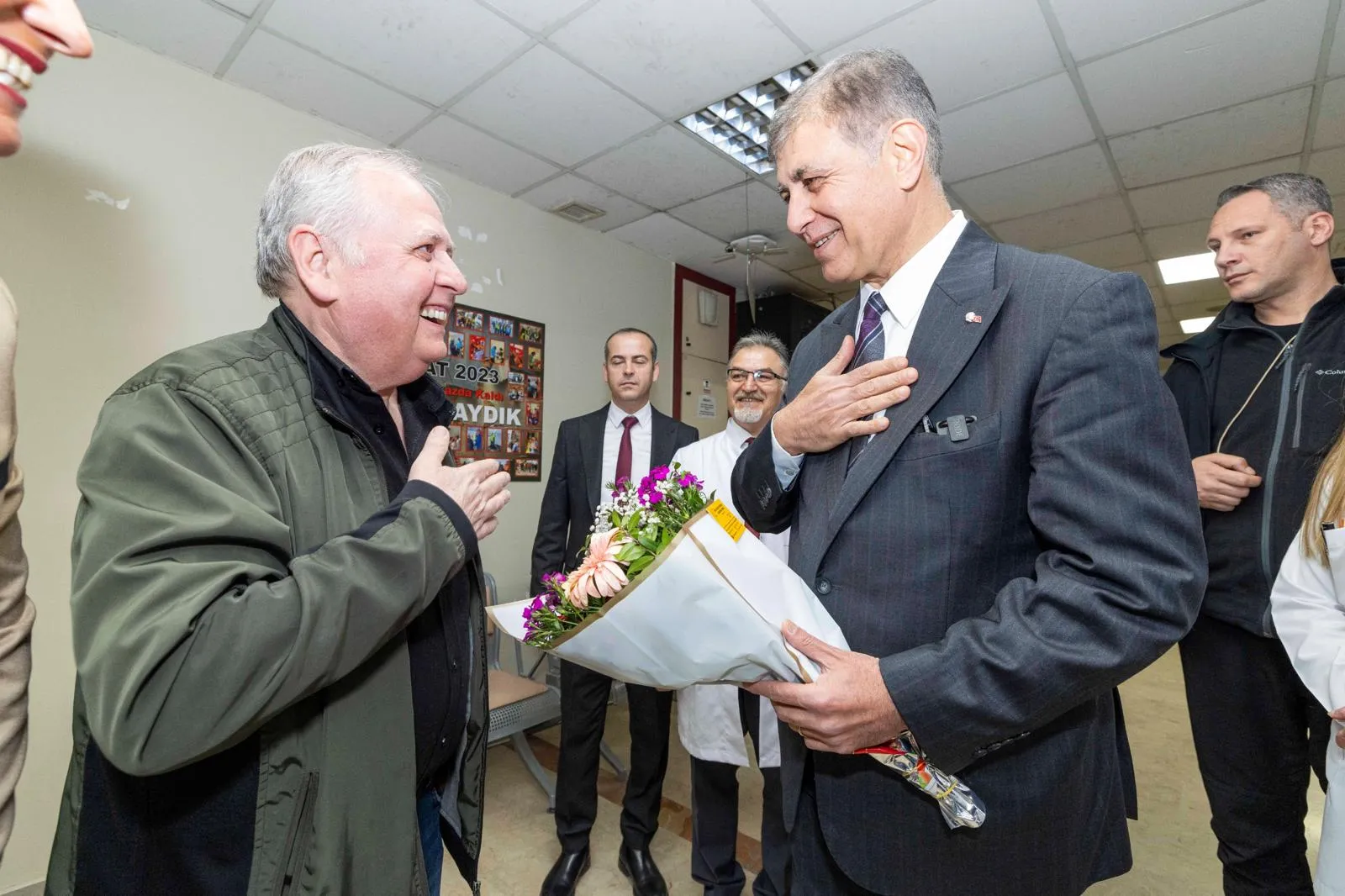 Başkan Tugay’dan Eşrefpaşa’da 'vefa' buluşması: “Bu mesleğin üyesi olmak bir onur"