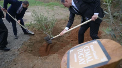 İzmir Büyükşehir Belediye Başkanı Dr. Cemil Tugay, KKTC ziyaretinde babası