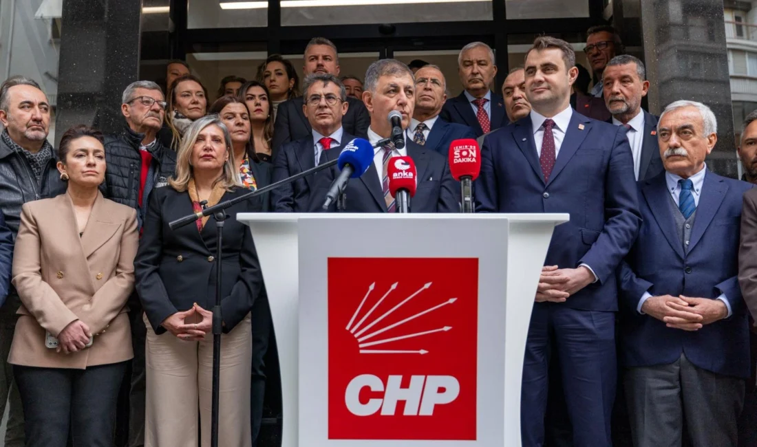 İzmir Büyükşehir Belediye Başkanı Dr. Cemil Tugay, CHP İzmir İl