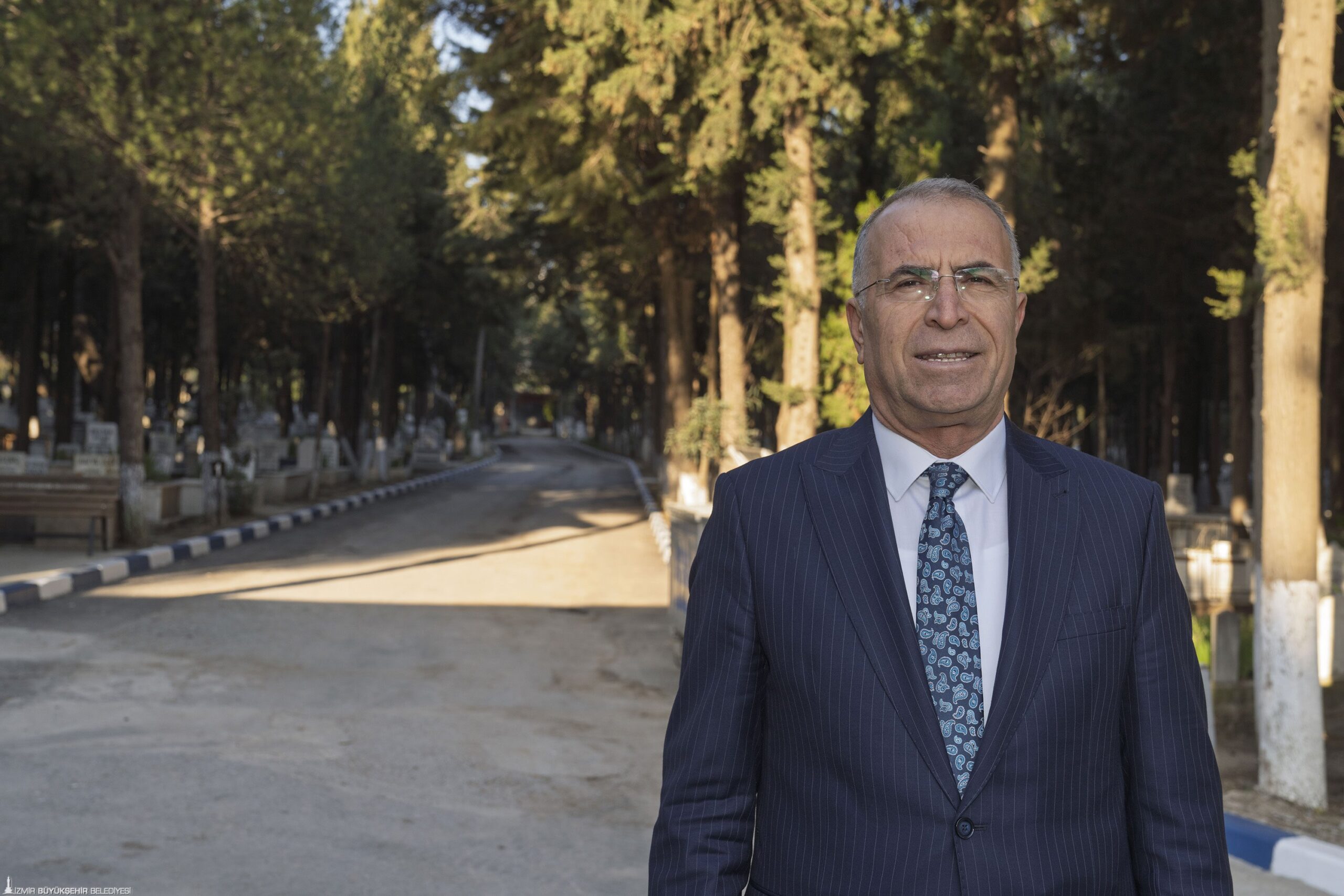 İzmir'de mezarlıklar 'bayrama hazır': 2 bin 500 mezarlıkta dev temizlik 9 İzmir'de mezarlıklar 'bayrama hazır': 2 bin 500 mezarlıkta dev temizlik