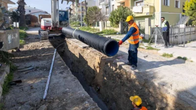 İzmir Büyükşehir Belediyesi, Urla’nın kalbine neşter vurdu! Merkez ve Altıntaş