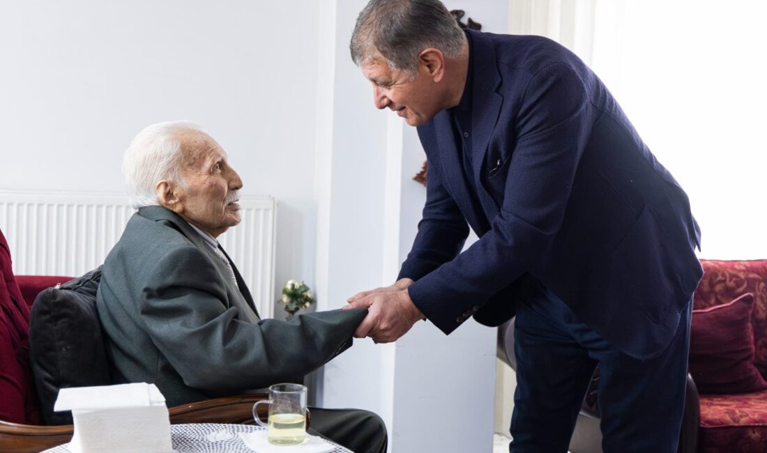 İzmir Büyükşehir Belediye Başkanı Dr. Cemil Tugay, 14 Mart Tıp