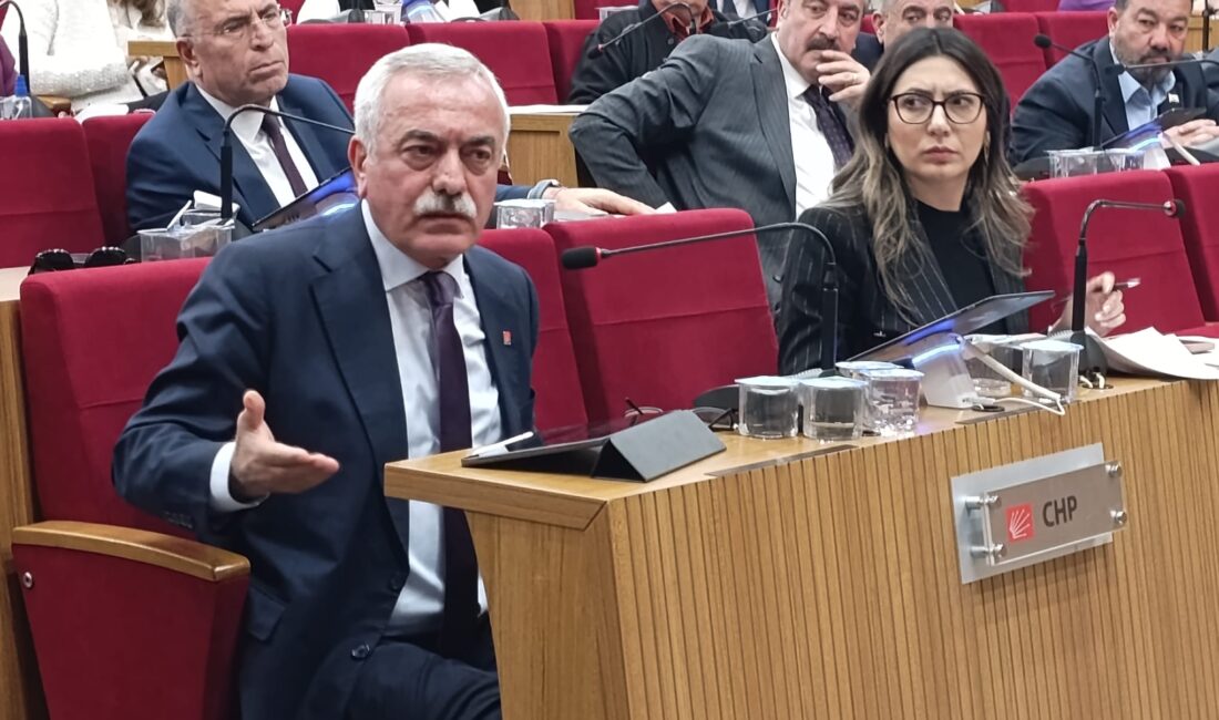 İzmir Büyükşehir Belediye Meclisi’nin Mart ayı oturumunda, taşınmazların devri konusundaki