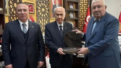 Sosyal medyadaki sert tartışmaların gölgesinde Bahçeli'den ilk yorum: "İzzet Bey