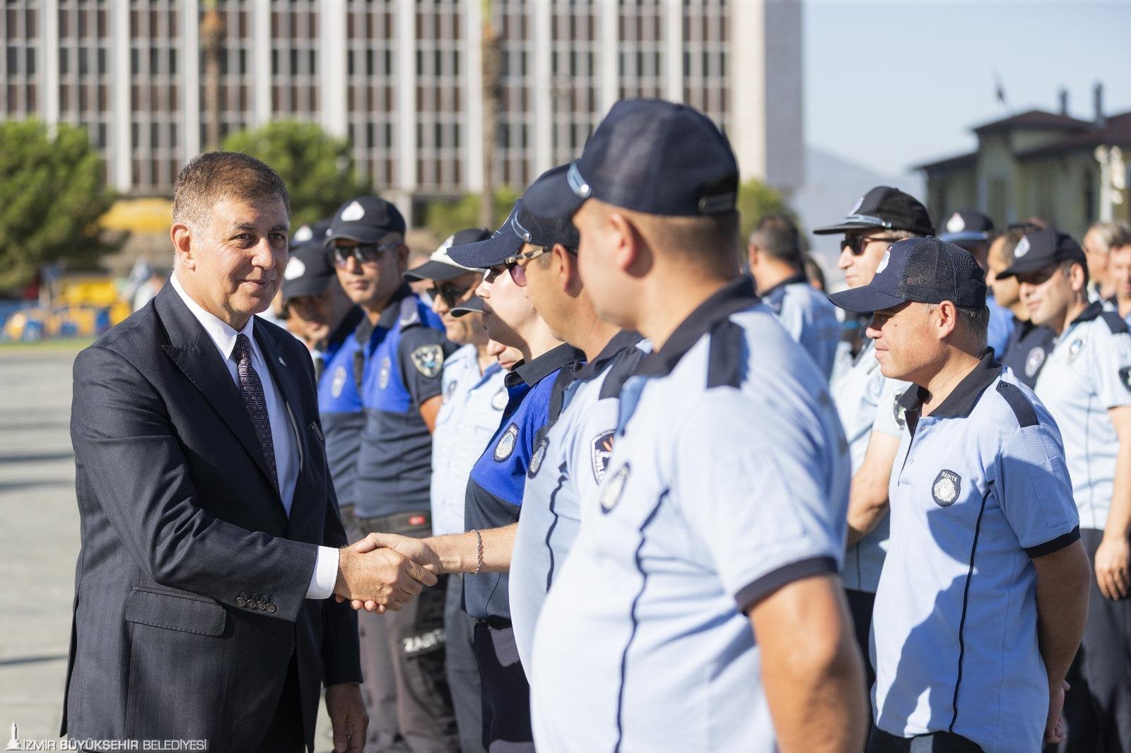 İzmir'de 'huzurun bekçileri': 2 yılda 150 bin denetim