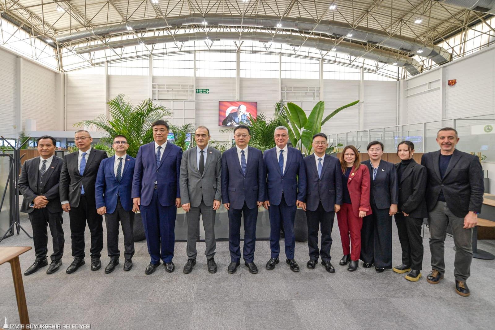 İzmir Körfezi için dev işbirliği: İzmir'den Çin'e 'Mavi Köprü' 2 İzmir Körfezi için dev işbirliği: İzmir'den Çin'e 'Mavi Köprü'