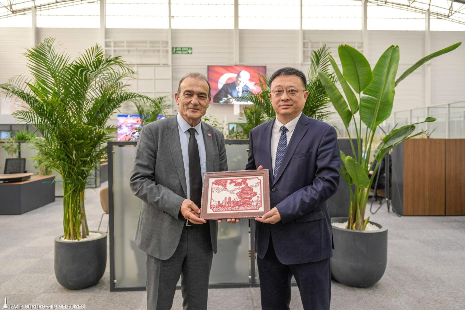 İzmir Körfezi için dev işbirliği: İzmir'den Çin'e 'Mavi Köprü' 3 İzmir Körfezi için dev işbirliği: İzmir'den Çin'e 'Mavi Köprü'