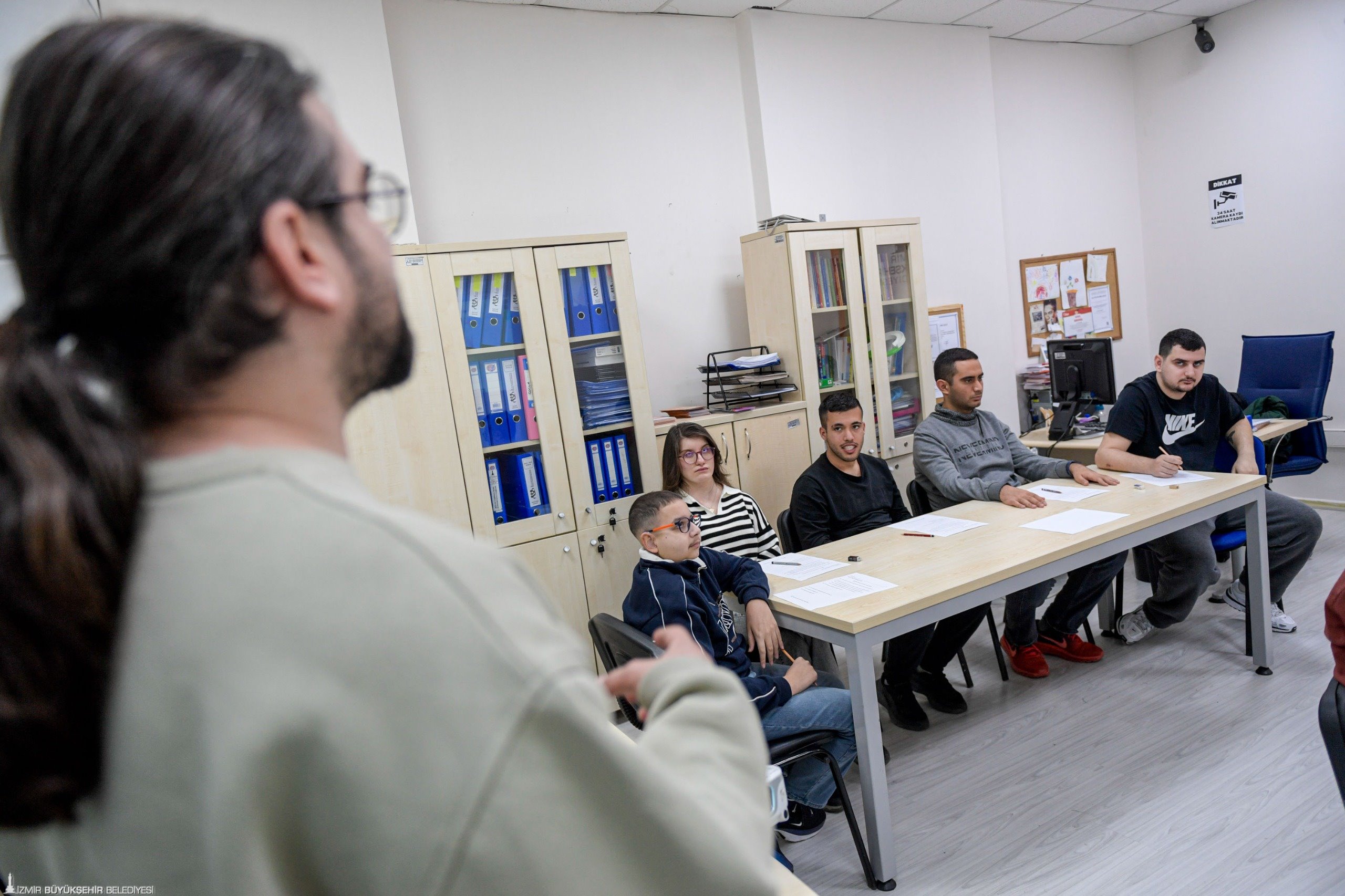 İzmir'den Türkiye'ye 'Engel Tanımayan' örnek model: Destekli istihdam ofisi ile yüzler gülüyor