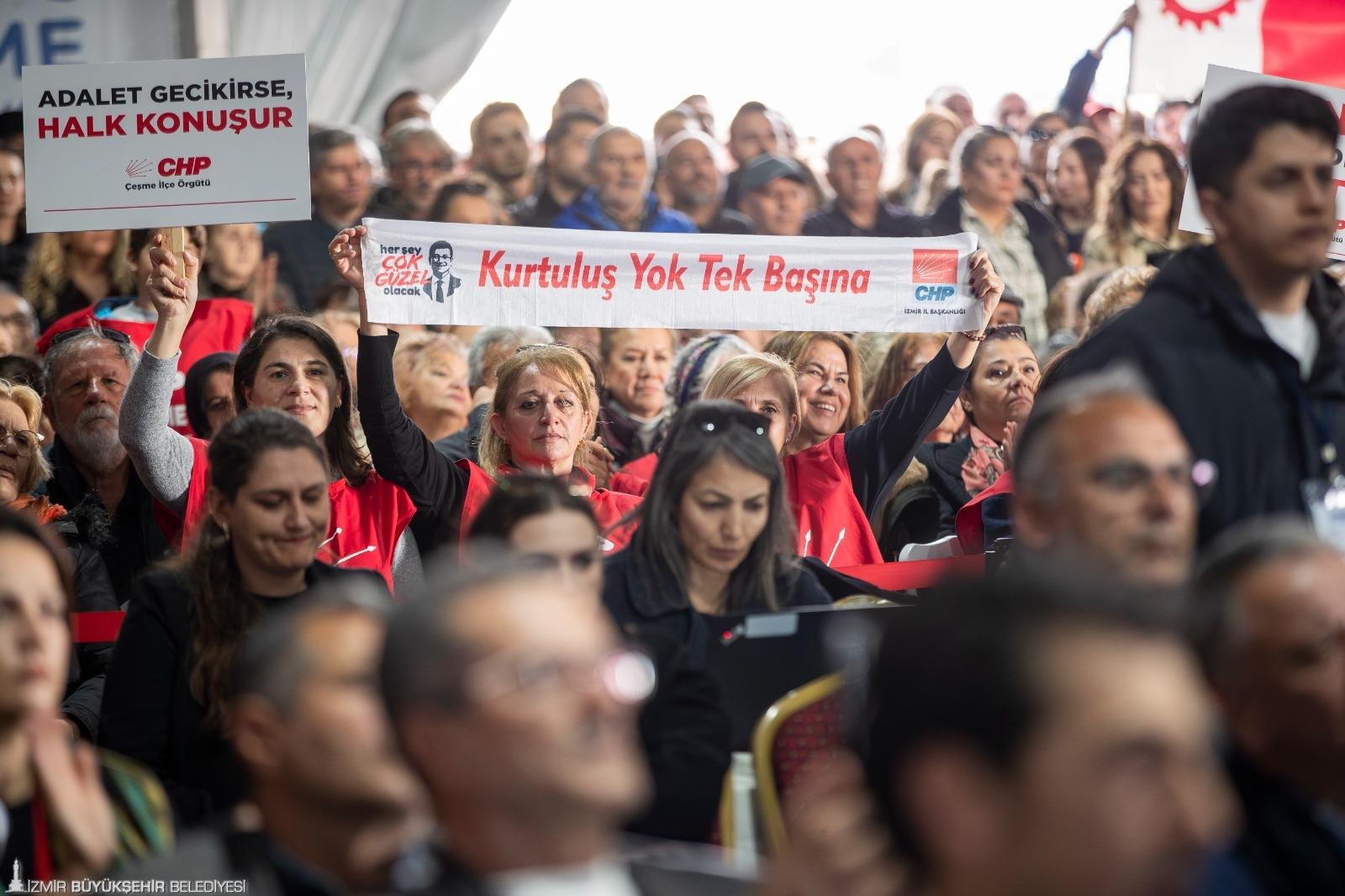 Barınma krizine İzmir reçetesi: 'Baskı altındayız; bize direnmek yakşıır'