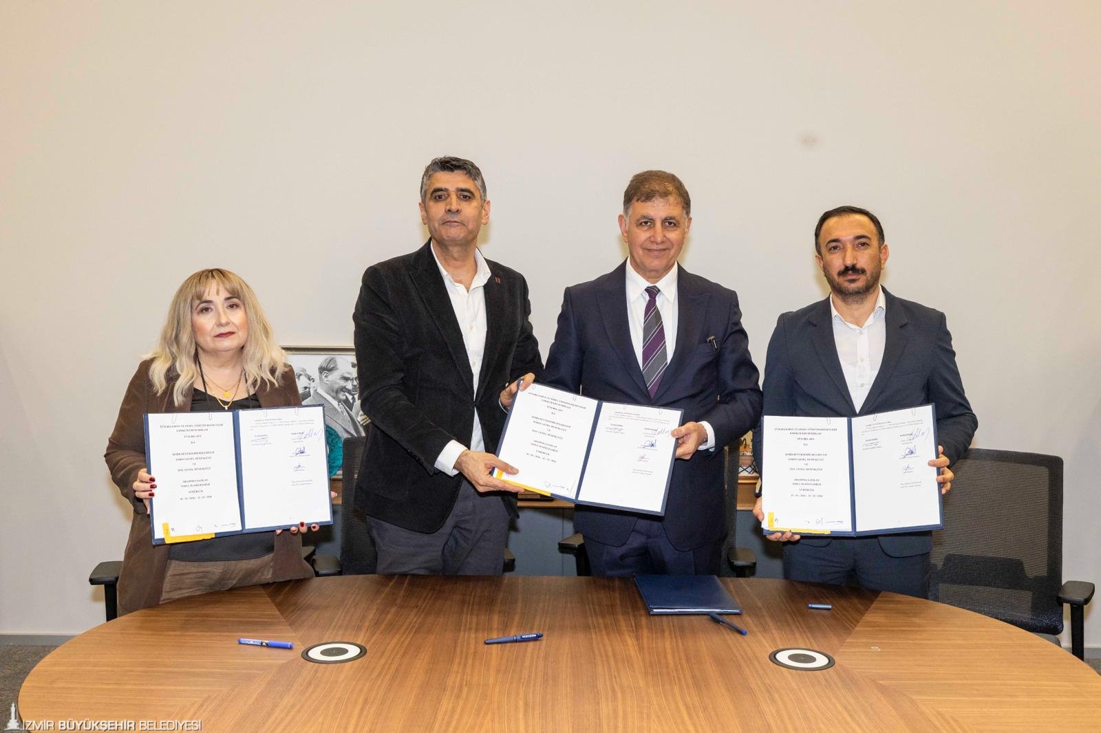 Büyükşehirde 'tarihi imza': 6 bin emekçiyle TİS imzalandı