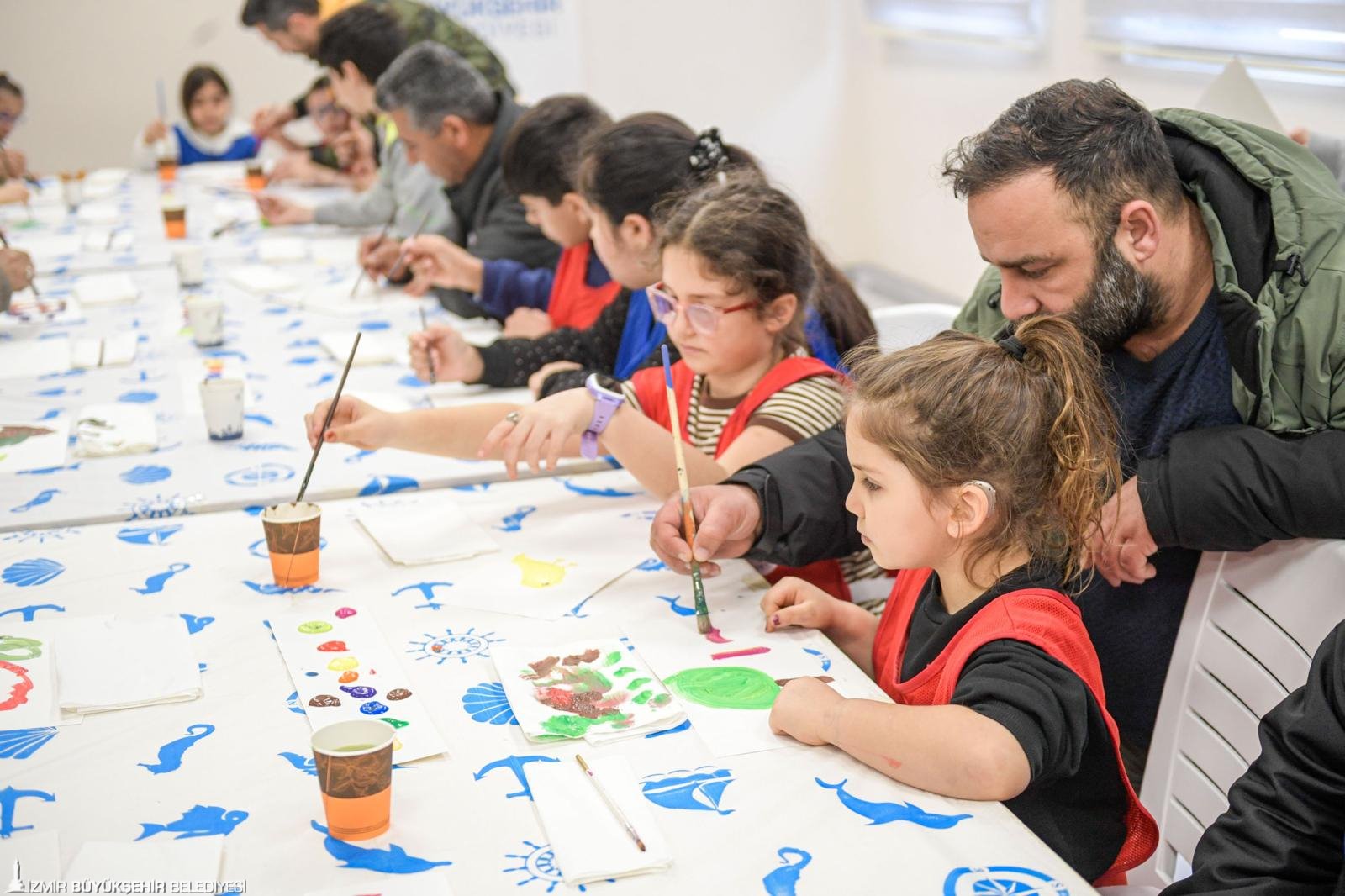 Doğa ve patili dostlar şifa dağıtıyor: İzmir'de 'özel' çocuklar için anlamlı bağ