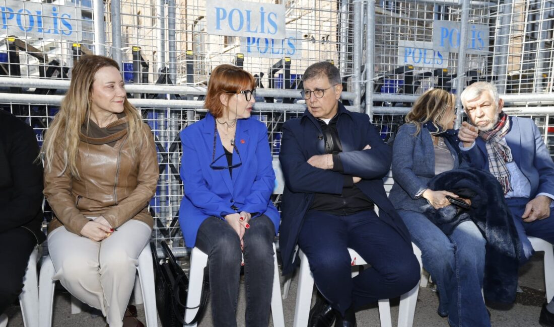 İzmir Büyükşehir Belediye Başkanı Dr. Cemil Tugay’ın, Vakıflar Bölge Müdürlüğü