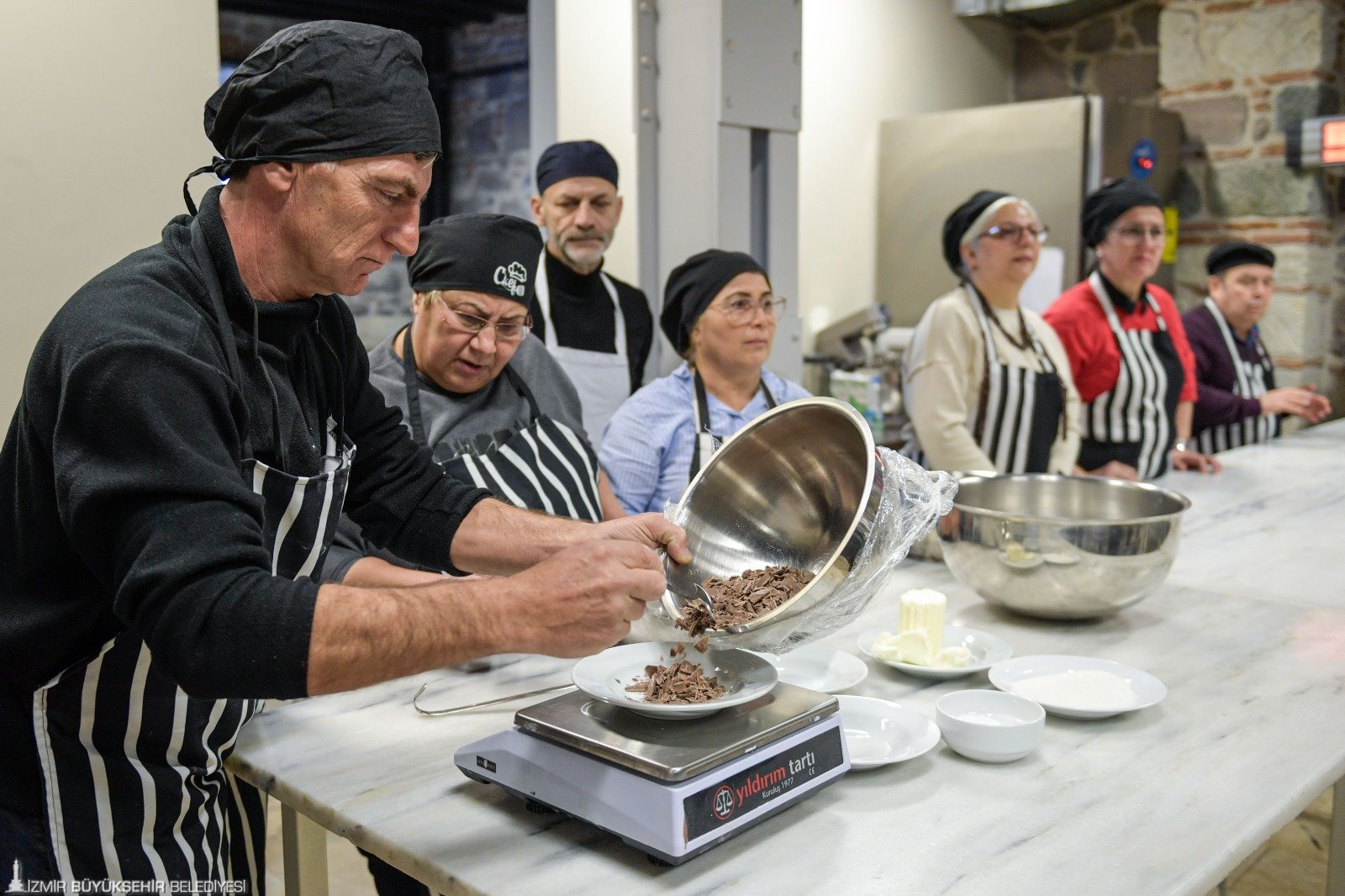 İzmir’in umuduna kilit vuruldu: Makineler sustu umutlar yarım kaldı! 3 İzmir’in umuduna kilit vuruldu: Makineler sustu umutlar yarım kaldı!