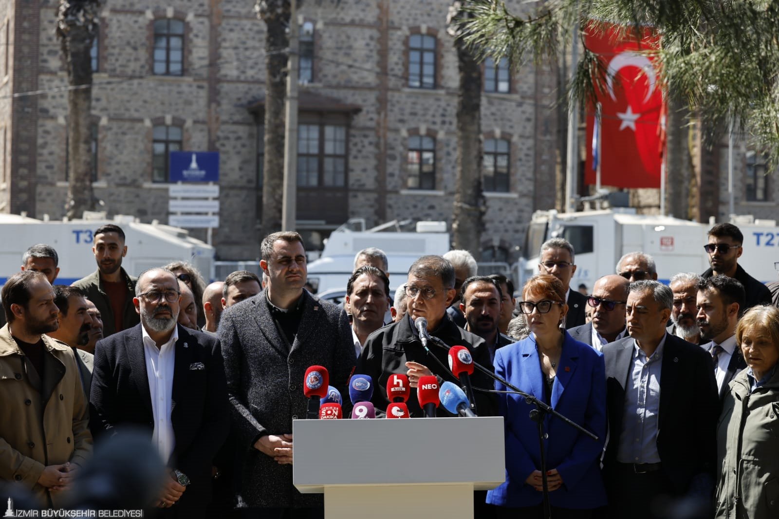 Başkan Tugay’dan İzmir’e çağrı: 'Mirasımıza sahip çıkmaya bekliyoruz!'