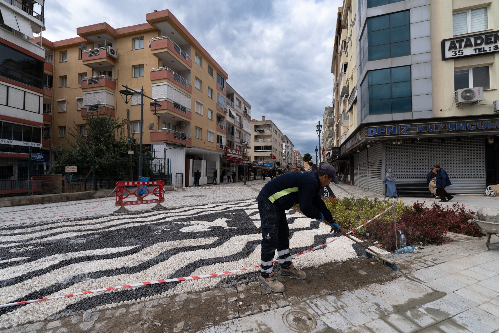 İzmir'de 2 Nisan'da yatırım fırtınası yaşanacak: Onlarca proje için aynı anda düğmeye basılacak