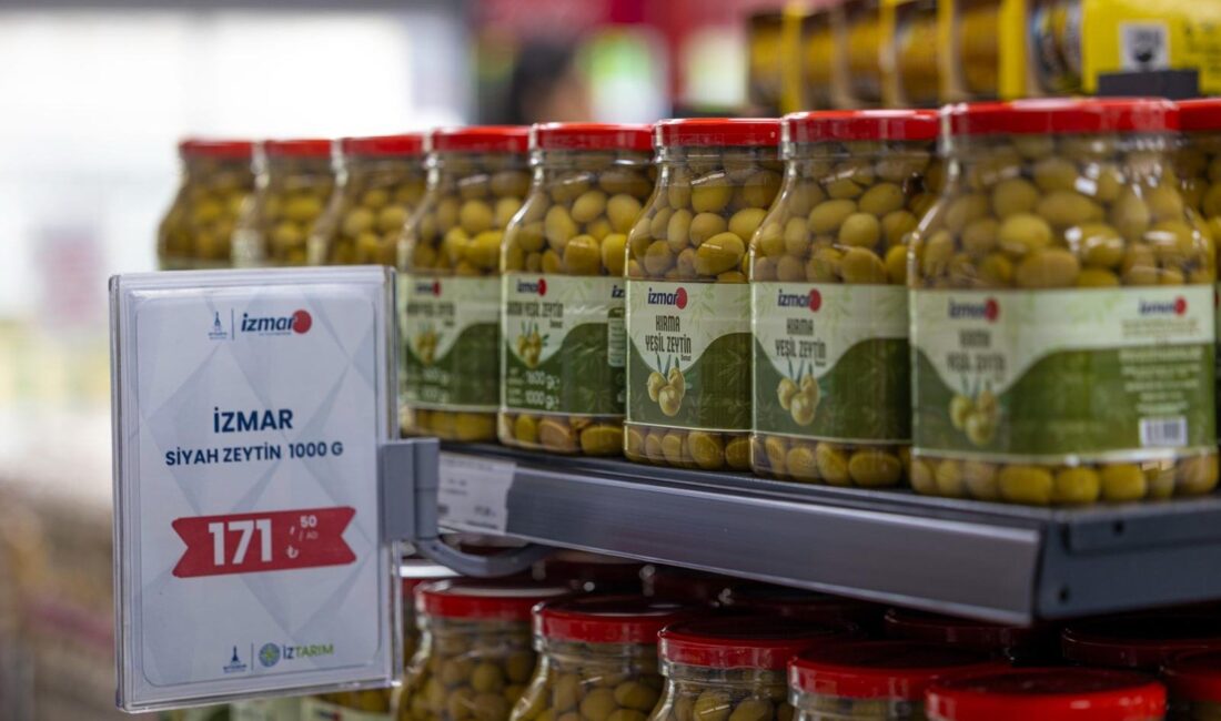 Ekonomik krizin mutfakları yaktığı bu dönemde, İzmir Büyükşehir Belediye Başkanı