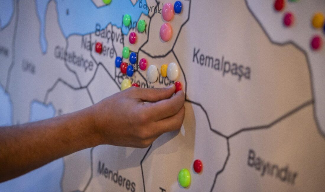 İzmir Büyükşehir Belediyesi’nden devrim niteliğinde adım! 

Yurttaş Meclisi yola çıkıyor.