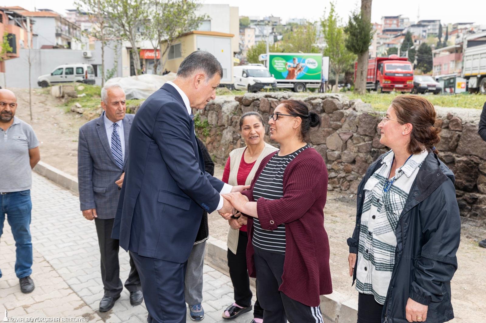 Kent Lokantası'nın 6'ıncısı Yamanlar'da: 4 çeşit yemek 25 lira 6 Kent Lokantası'nın 6'ıncısı Yamanlar'da: 4 çeşit yemek 25 lira