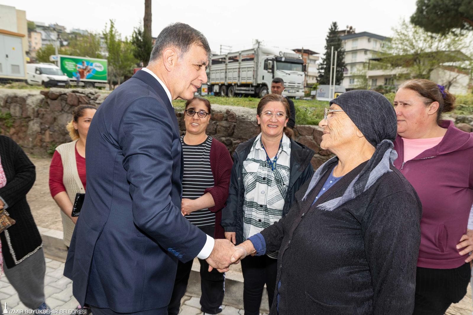 Kent Lokantası'nın 6'ıncısı Yamanlar'da: 4 çeşit yemek 25 lira 2 Kent Lokantası'nın 6'ıncısı Yamanlar'da: 4 çeşit yemek 25 lira