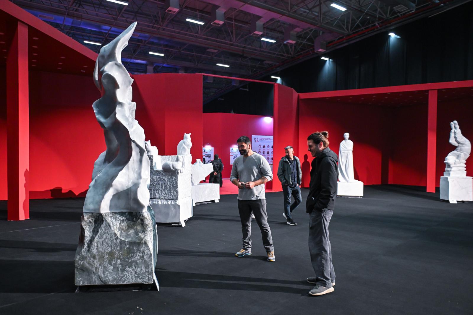 Mermerin "Şampiyonlar Ligi" İzmir’de toplandı: "Sadece üretmek yetmez, tasarım şart!"