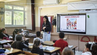 İzmir Büyükşehir Belediyesi, son dönemde okullarda yükselen bir sorun olan