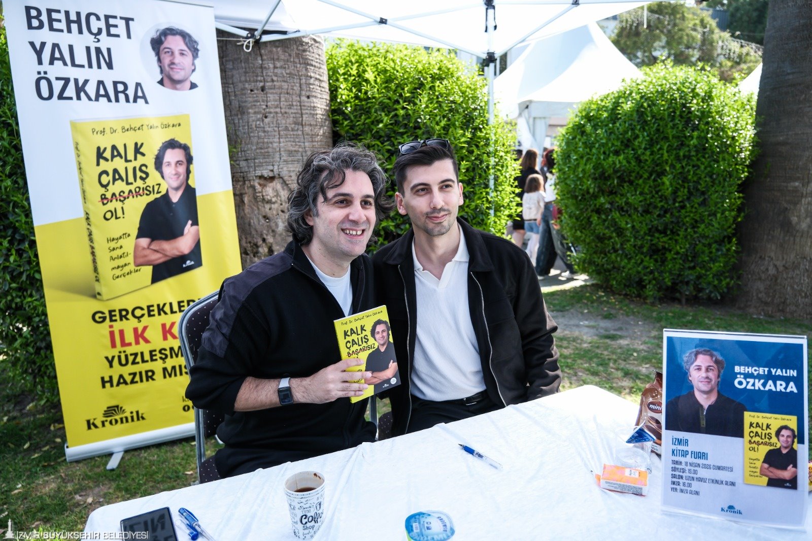 İzmirliler İZKİTAP’a akın etti: Askıda Kitap ve ücretsiz etkinliklere yoğun ilgi