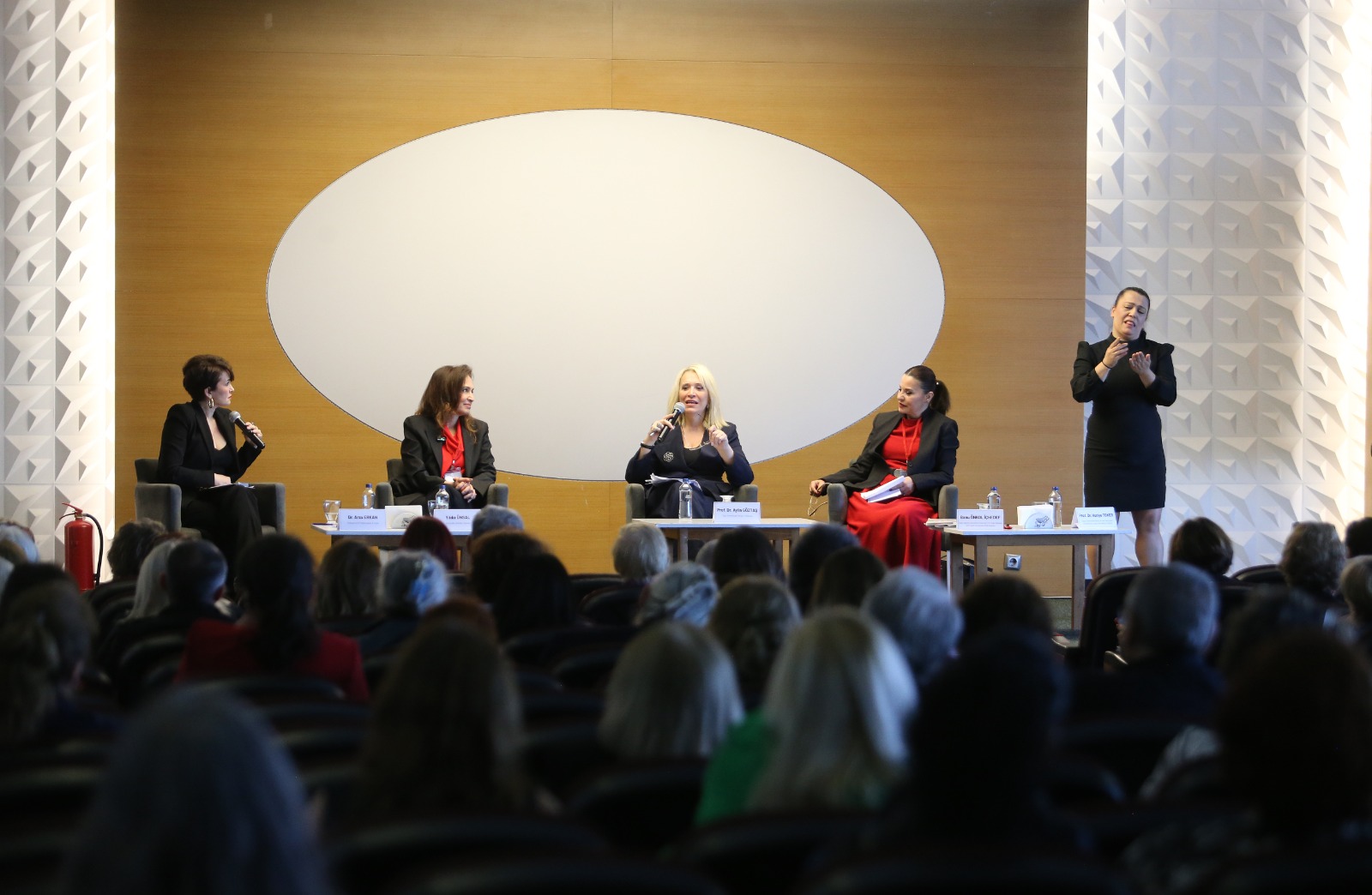 Karşıyaka’da eşitlik için ortak akıl: Kimsenin geride kalmadığı bir kent vizyonu!