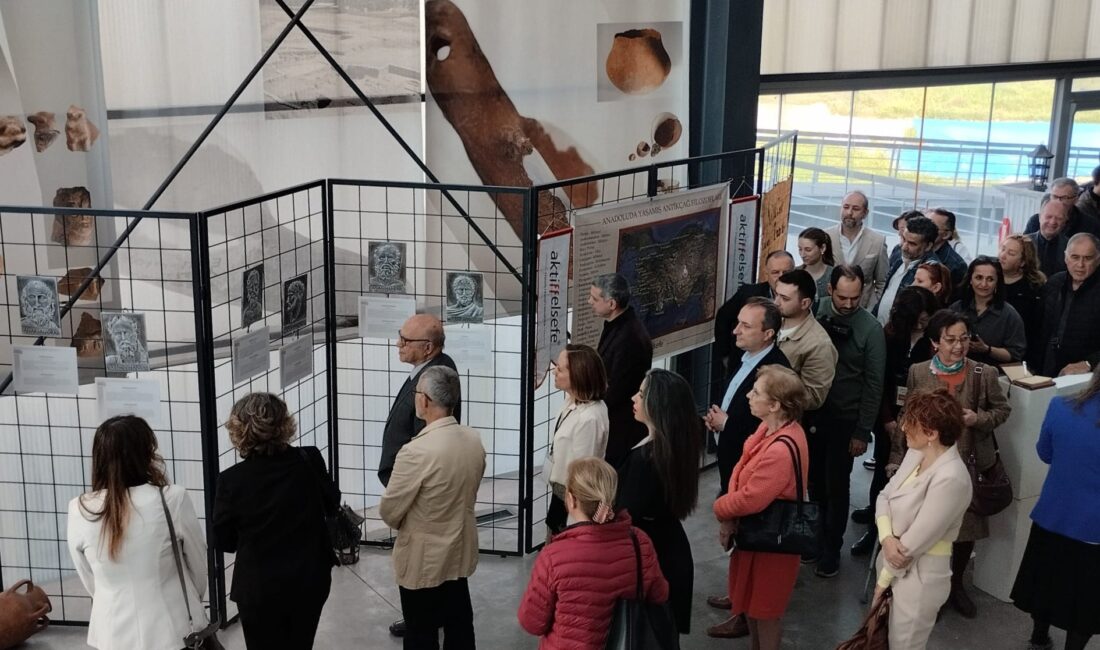 Aktiffelsefe Kültür Derneği tarafından hazırlanan “Antikçağ Anadolu Filozofları Sergisi”, görkemli