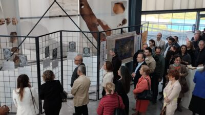 Aktiffelsefe Kültür Derneği tarafından hazırlanan “Antikçağ Anadolu Filozofları Sergisi”, görkemli