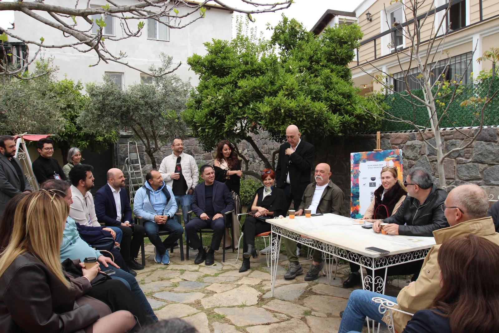 İzmir Büyükşehir Belediyesi ve İnovasyon Platformu desteğiyle düzenlenen YU AI