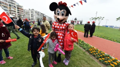 İzmir Büyükşehir Belediyesi, 23 Nisan Ulusal Egemenlik ve Çocuk Bayramı’nı