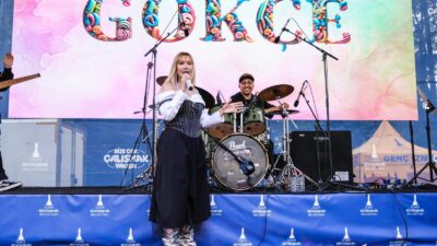 İzmir, 23 Nisan'ı Kültürpark’ta doyasıya kutladı! Gün boyu süren atölyeler