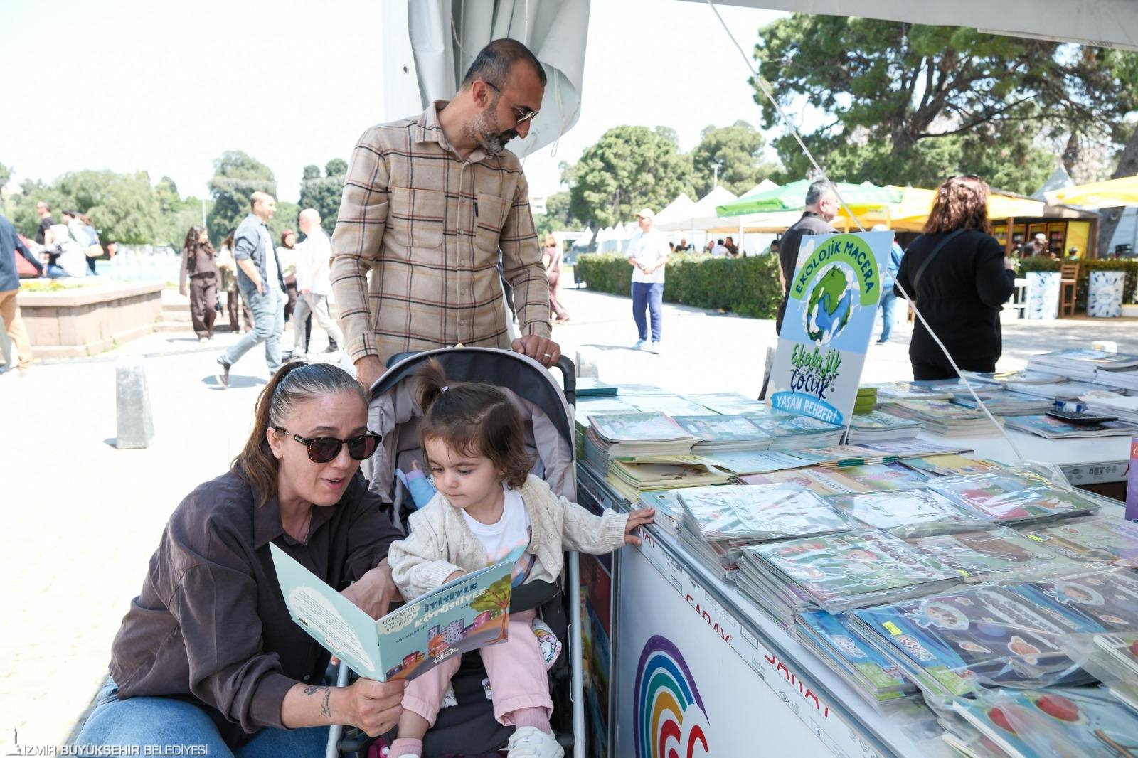 İZKİTAP’ta muhteşem final: Everest’in zirvesinden Cumhuriyet’in ışığına!