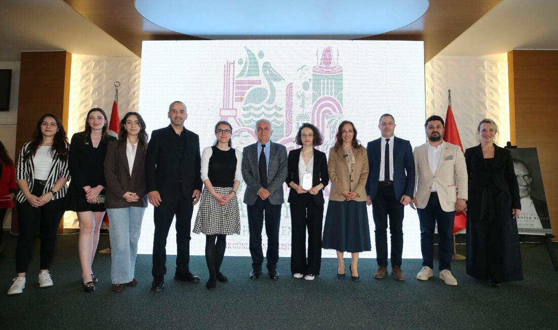 Başkan Yıldız Ünsal, Karşıyaka’nın tarihini ve kültürünü 8 farklı tematik