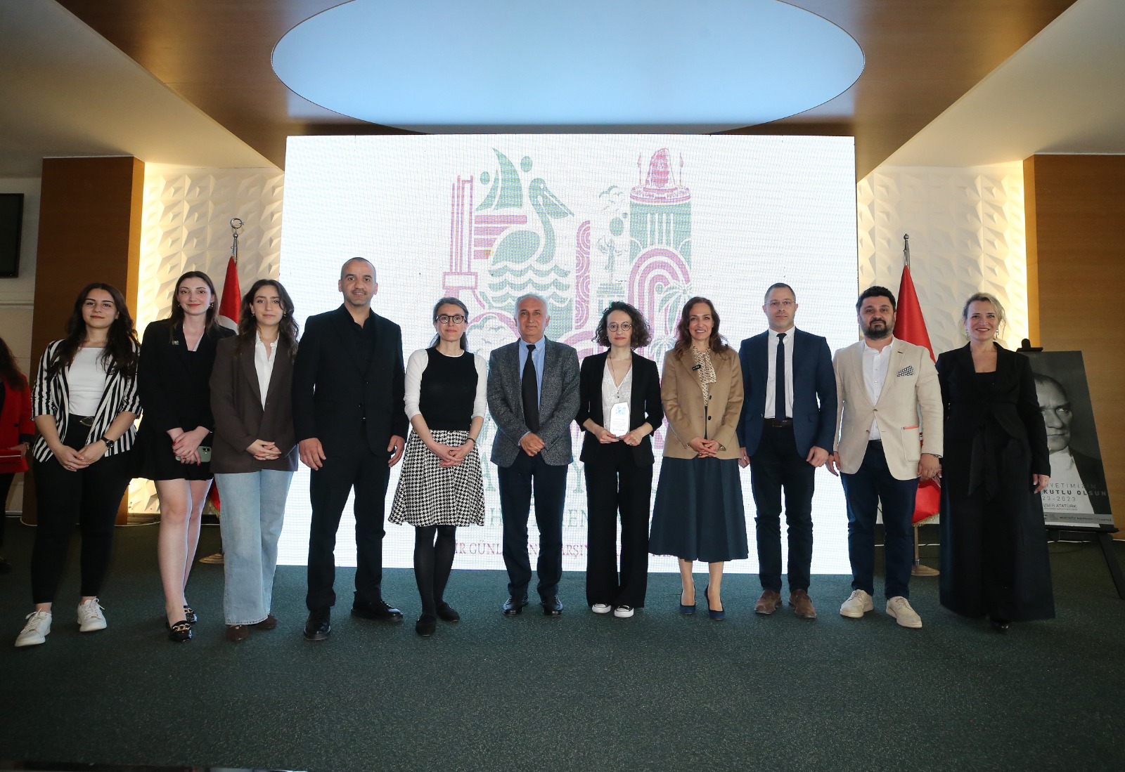 Başkan Yıldız Ünsal, Karşıyaka’nın tarihini ve kültürünü 8 farklı tematik