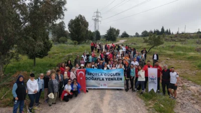 Çiğli Belediyesi, vatandaşları doğayla buluşturan etkinliklerine hız kesmeden devam ediyor.